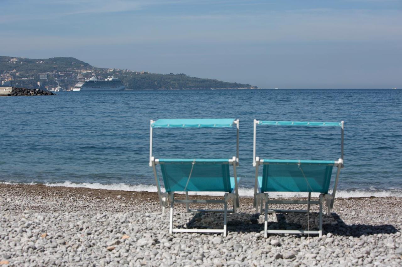 Alimuri Bay Resort Meta Bagian luar foto