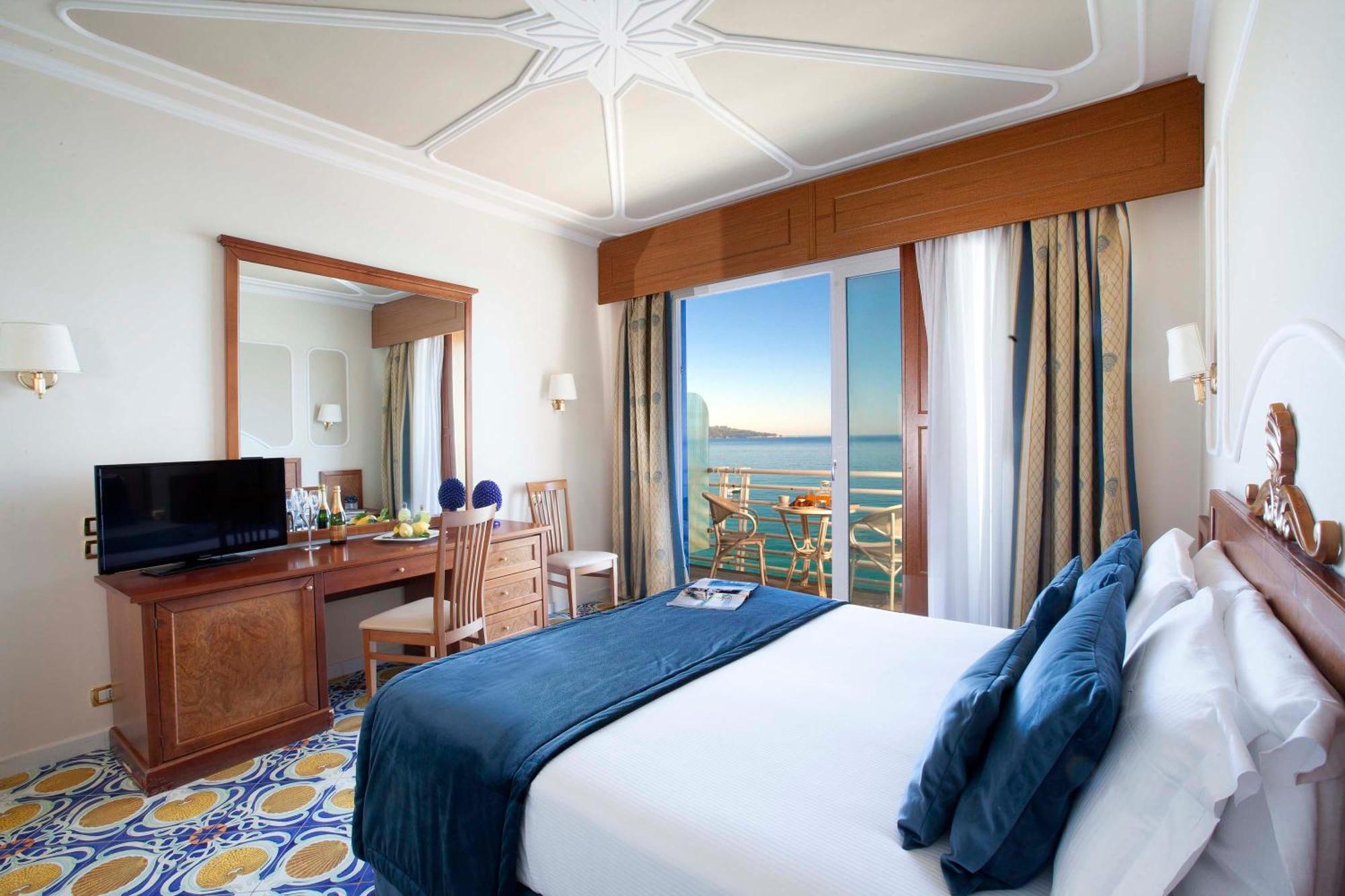 Alimuri Bay Resort Meta Bagian luar foto